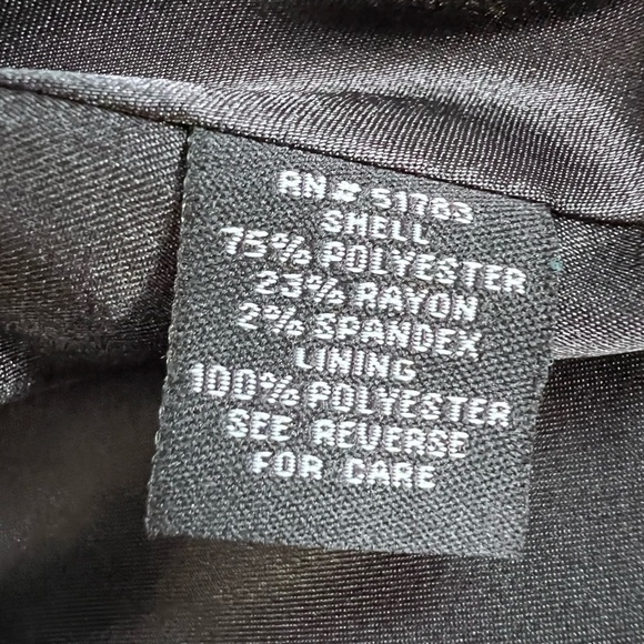 Maurices Grunge Ruffled Sleeveless Blazer with Bedazzled Buttons Sz Medium - Picture 6 of 8